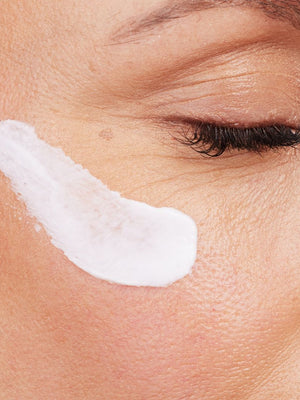 Revealing the Beauty Sleep Secret: Benefits of Melatonin in Skincare
